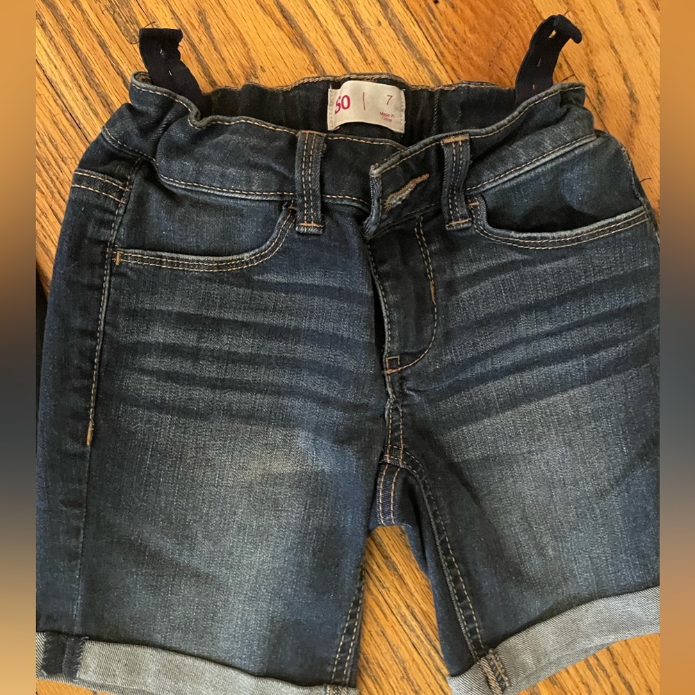 Jean shorts never worn - Picture 4 of 6